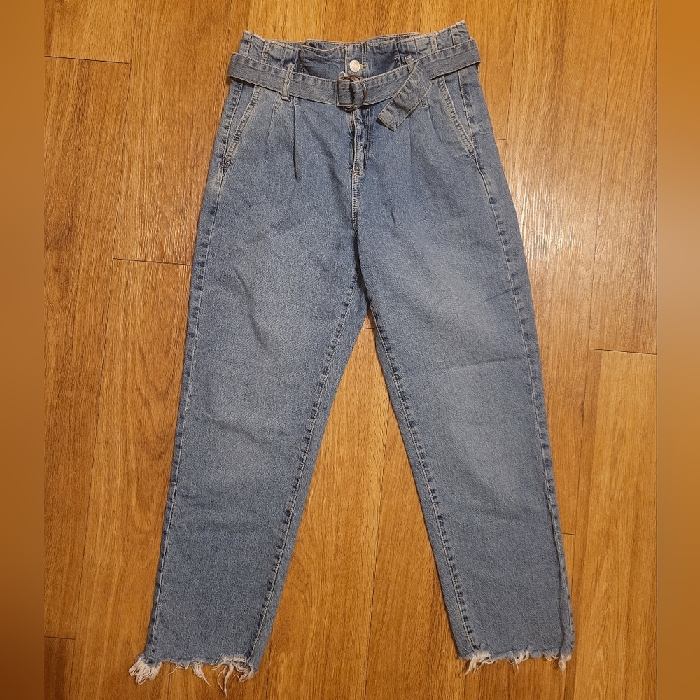 Highwaist mom- jean, cropped ankle length from Garage size 7/ 28-29 in W